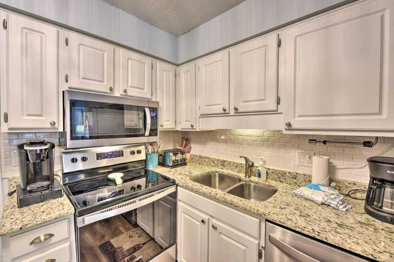 Hilton Head Condo Beach Supplies, Walk To Shore! 힐튼 헤드 아일랜드 외부 사진